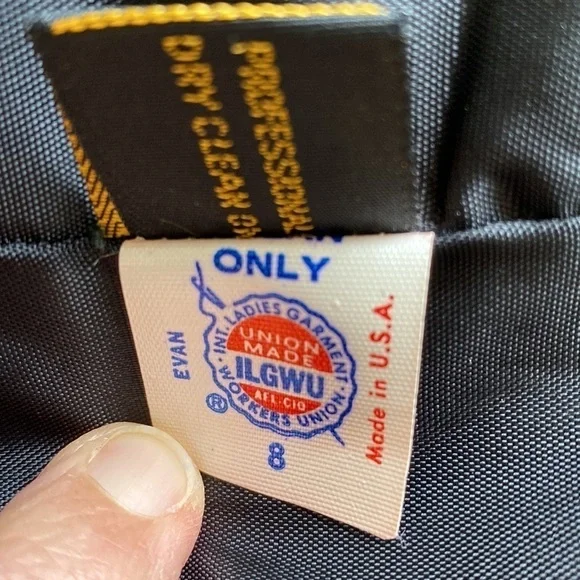 Evan Picone Classic Black Suit Jacket - Picture 7 of 9